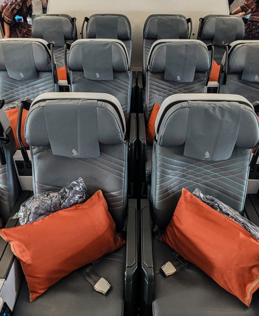 Deal: Singapore Airlines premium economy flights to Singapore for just 45,000 miles