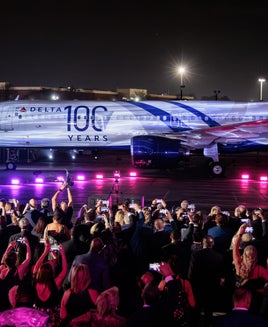 Delta marks 100th anniversary with special blue-and-silver paint scheme