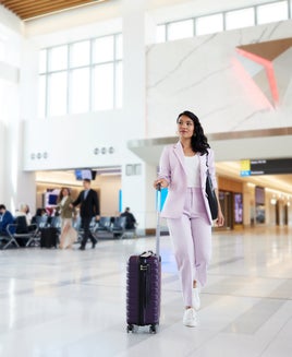 Delta SkyMiles Reserve vs. Delta SkyMiles Reserve Business: Which card is right for you?